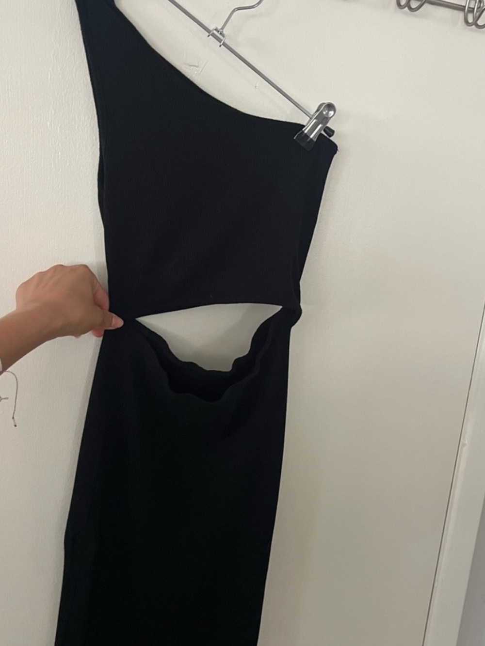 Clothing Bundle! 8 pieces of clothing!!